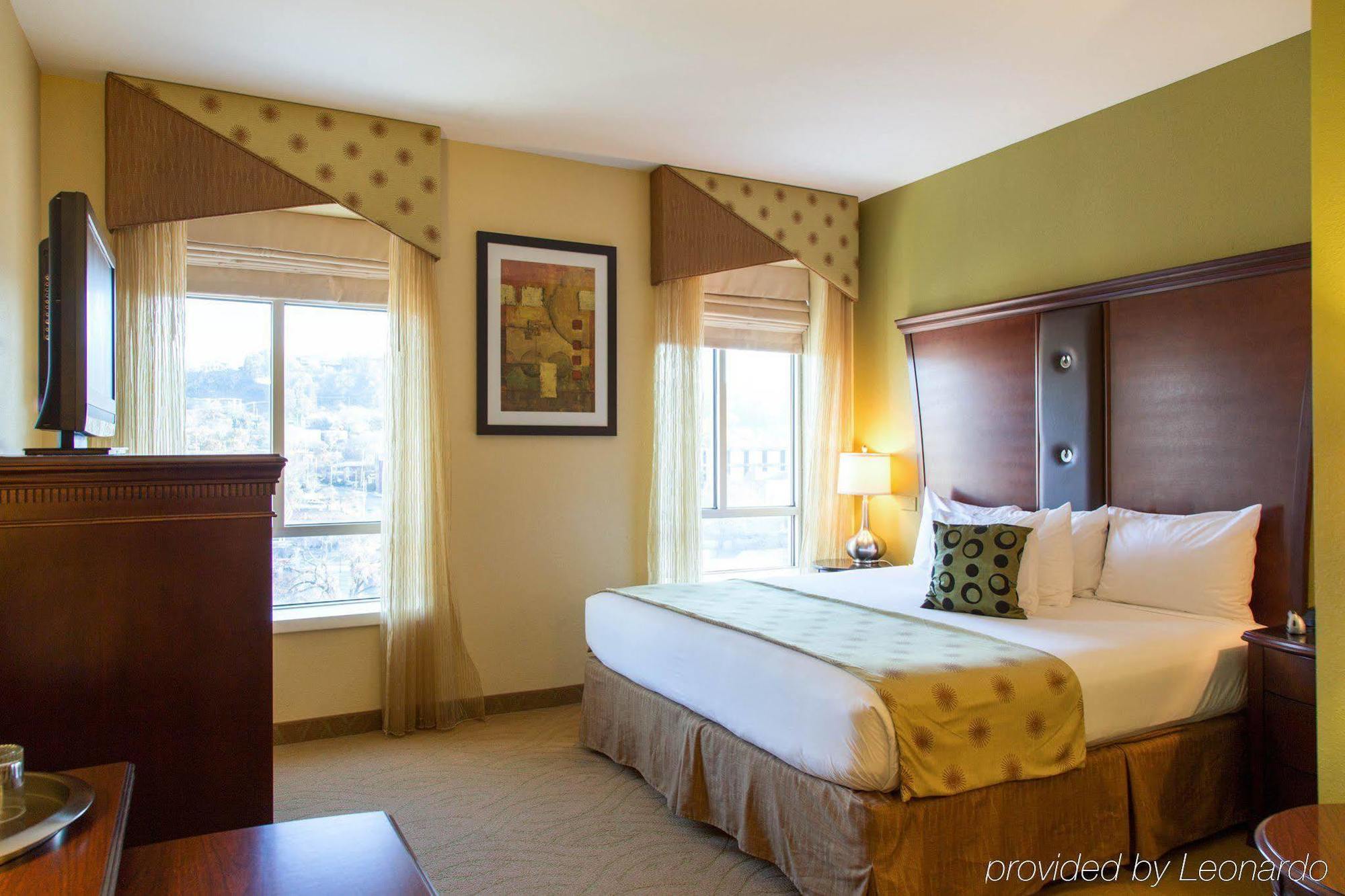 Hotel Indigo - Birmingham Five Points S - Uab By Ihg Екстер'єр фото